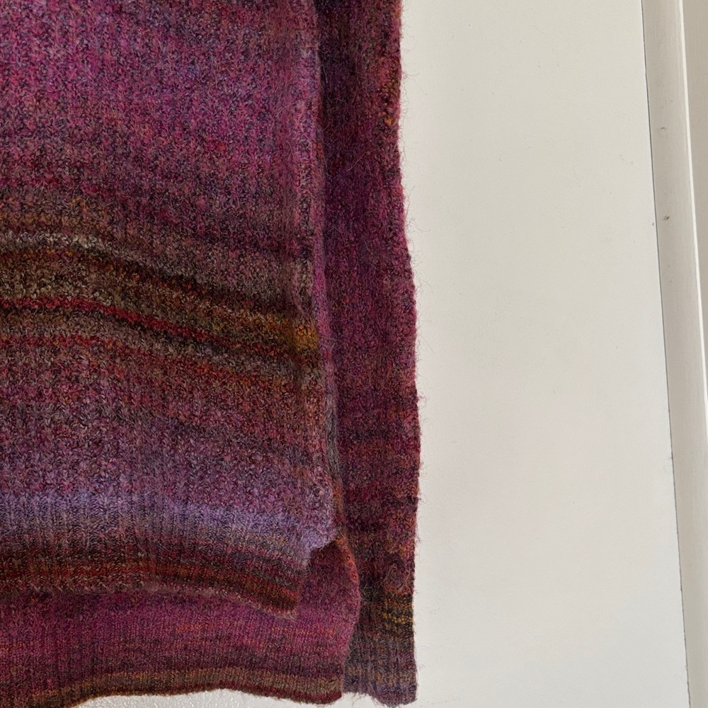 Christian Siriano Multicolor V-Neck Sweater - Picture 3 of 6